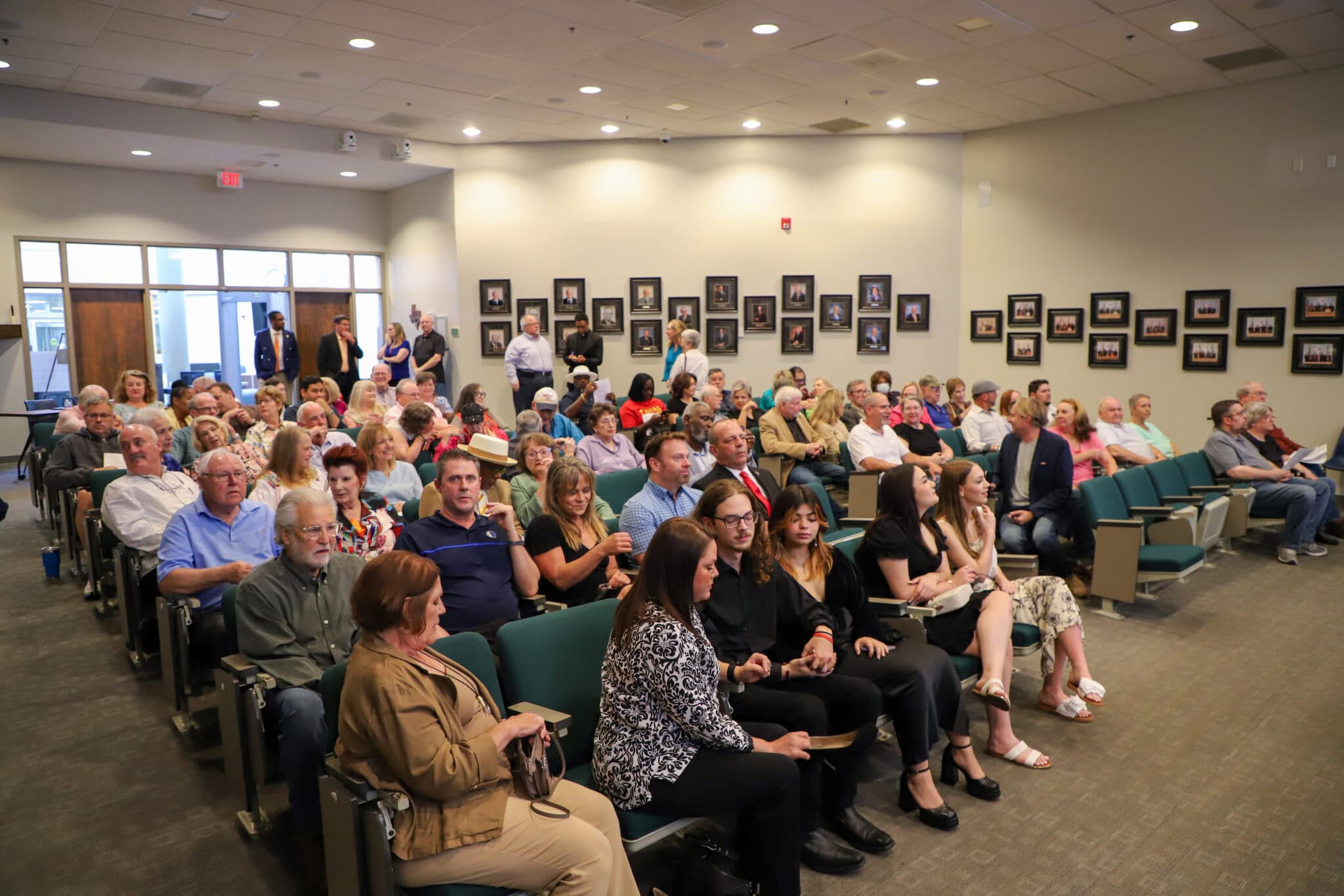 Duncanville Bids Farewell to Mayor Gordon, Installs New Mayor and ...